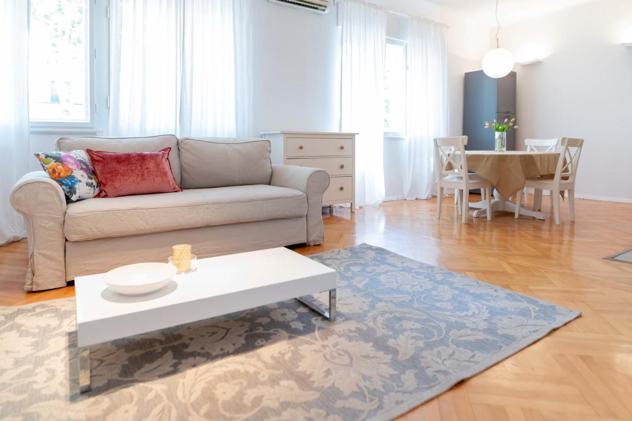 Franco’s spacious residence - great location Split Exterior foto